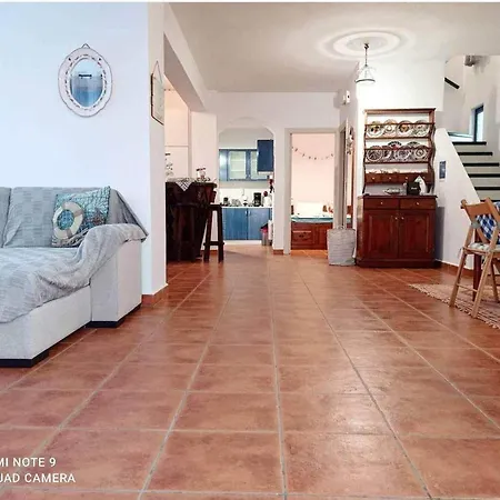 Nautilus House Appart hôtel 2*