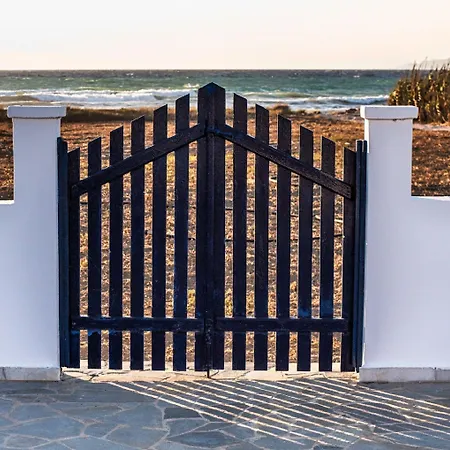 Nautilus House Ξενοδοχείο με διαμερίσματα Παραδείσι