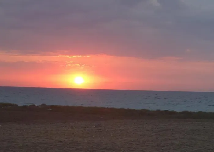 Nautilus House شقة فندقية 2*