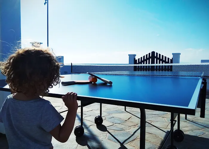 Nautilus House Aparthotel