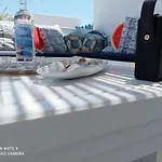 Nautilus House Aparthotel