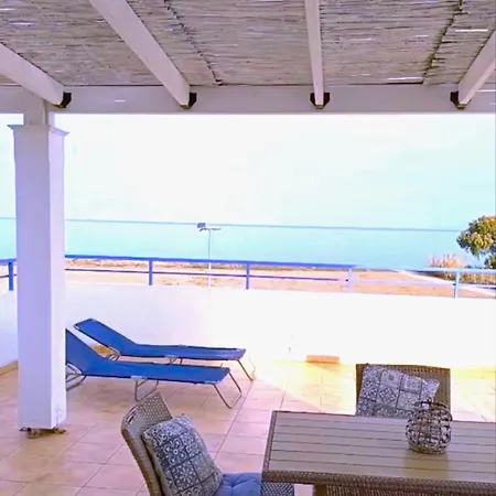 Nautilus House Aparthotel Paradeísion