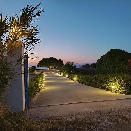 Aparthotel Nautilus House 2*