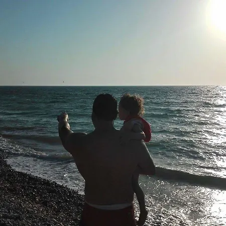 アパートホテル Nautilus House Paradeísion