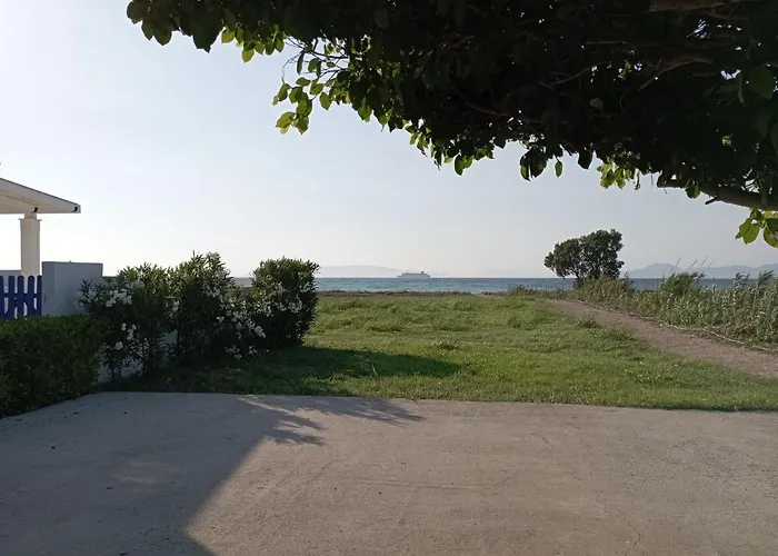 Nautilus House Apartmanhotel 2*